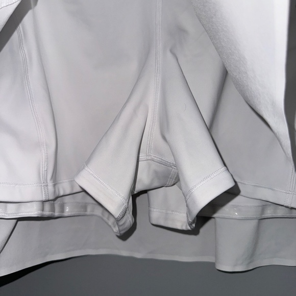 EUC Athleta Run With It Skort White Size 2X - Picture 7 of 9